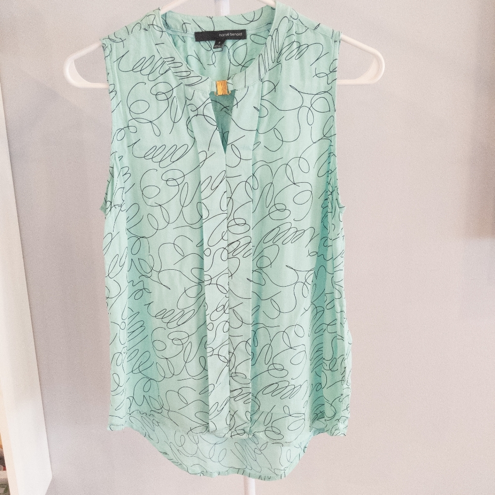 Harve Benard high-low tank top with buckle…